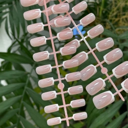 Гелеві типси френч для нарощування нігтів (колір персик) 120 шт